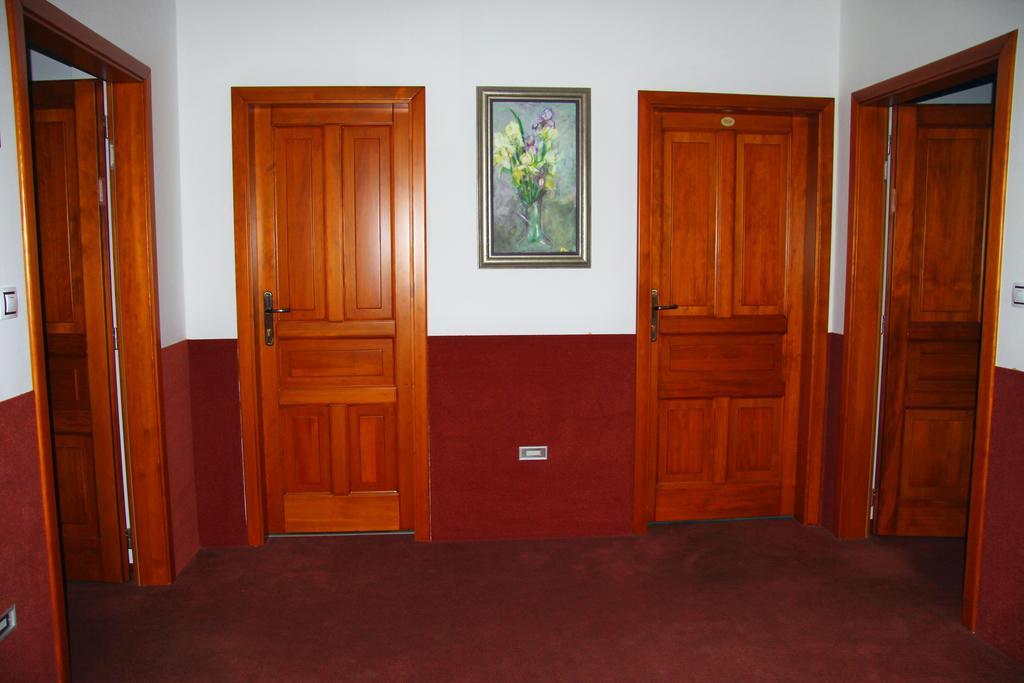 Pension Mandl Retova Exterior photo